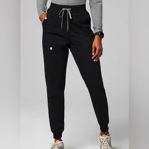 Fabletics Medium/Short High Rise On-Call Scrub Joggers